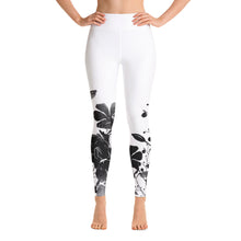 Load image into Gallery viewer, B&W Flower High-Waist Leggings